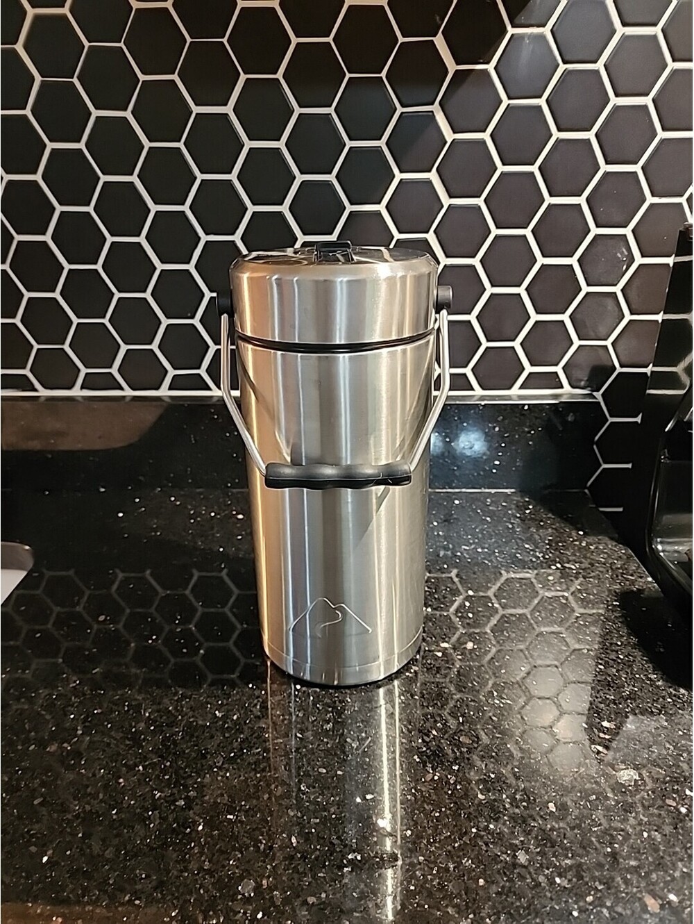47oz Stainless Steel Vacuum-Insulated Food Jar W/ Spoon & 2 Storage Containers